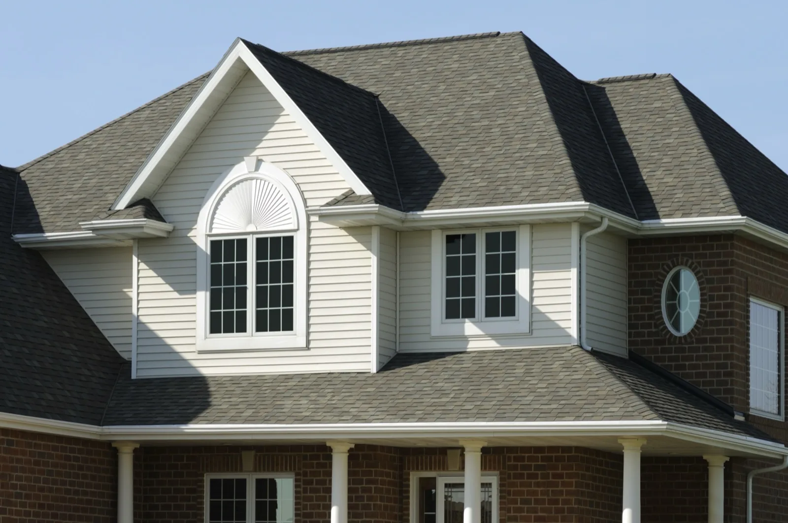 Roof replacement on home in Shorewood, MN